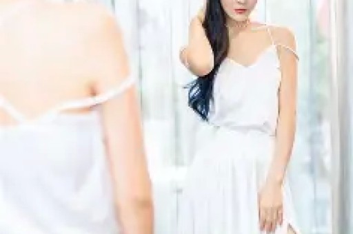 2025年娱乐圈八卦：明星恋情曝光粉丝热议