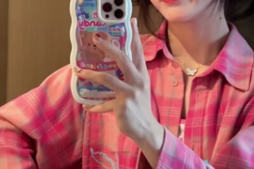女星赵樱子直播间自曝恋情冲上热搜官宣小12岁男友！