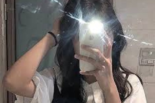 勿让热搜沦为明星八卦“秀场”